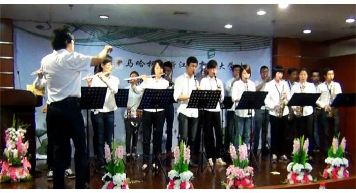 “新宝GG杯”浙江省大学生日语演讲比赛—日本流行歌曲进行的中日国际文化交流