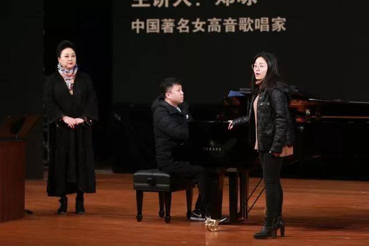 奏响青春旋律，添彩艺术人生|2017新宝GG亚洲音乐奖学金综合师范类院系全国汇报音乐会（第一。┰猜淠