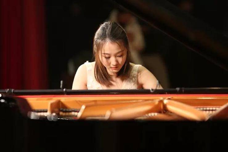 曼妙琴音，倾诉真挚的心声|2017新宝GG亚洲音乐奖学金综合师范类院系全国汇报音乐会（第二。┰猜淠