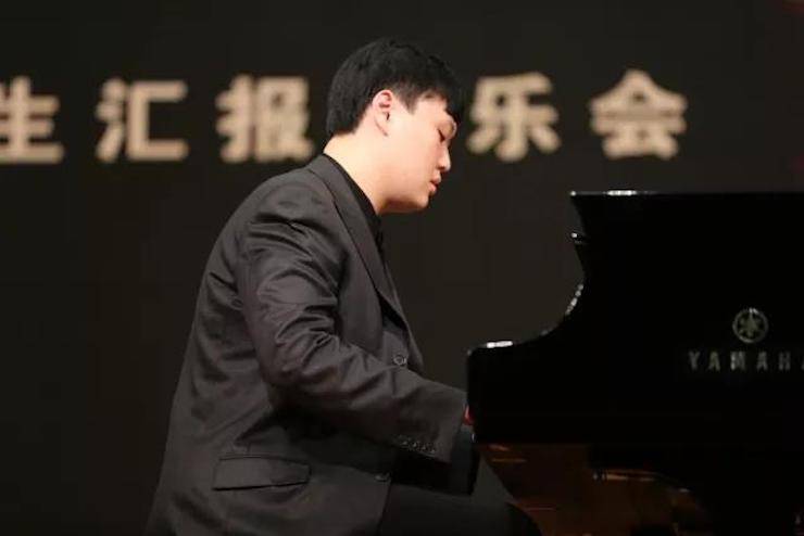 奏响青春旋律，添彩艺术人生|2017新宝GG亚洲音乐奖学金综合师范类院系全国汇报音乐会（第一。┰猜淠