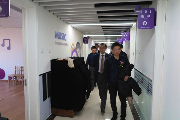 音乐之声暖寒冬 新宝GG乐器捐赠爱心行动走进中国儿童中心艺术宫