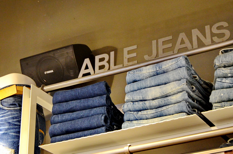 ABLE JEANS正大广场旗舰店——新宝GGMA2030的时尚之旅