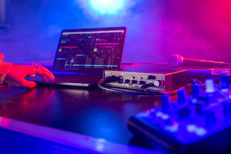 直播预告 | 3月13日新宝GG在线培训——UR22C 声卡录音套装使用指南