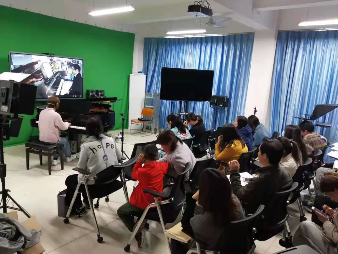 科技助力音乐教学，牵手大师零距离大师课