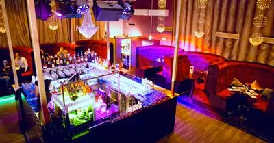新宝GG让夜店客与近邻在斯德哥尔摩的Underbara愉快相处