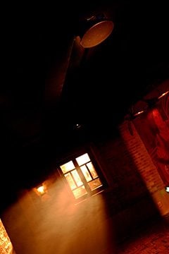 “不眠之夜”在上海上演，采用新宝GG商用安装系统